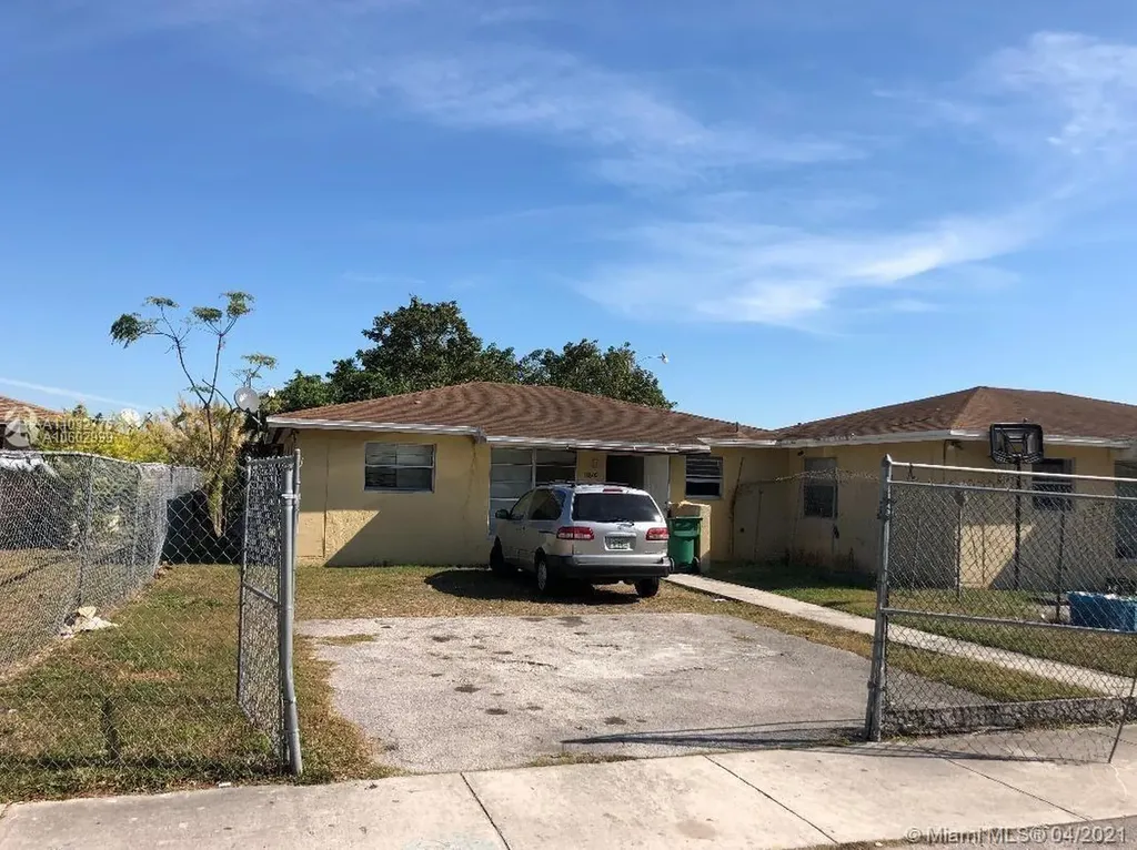 18805 SW 113th Court Miami FL 33157