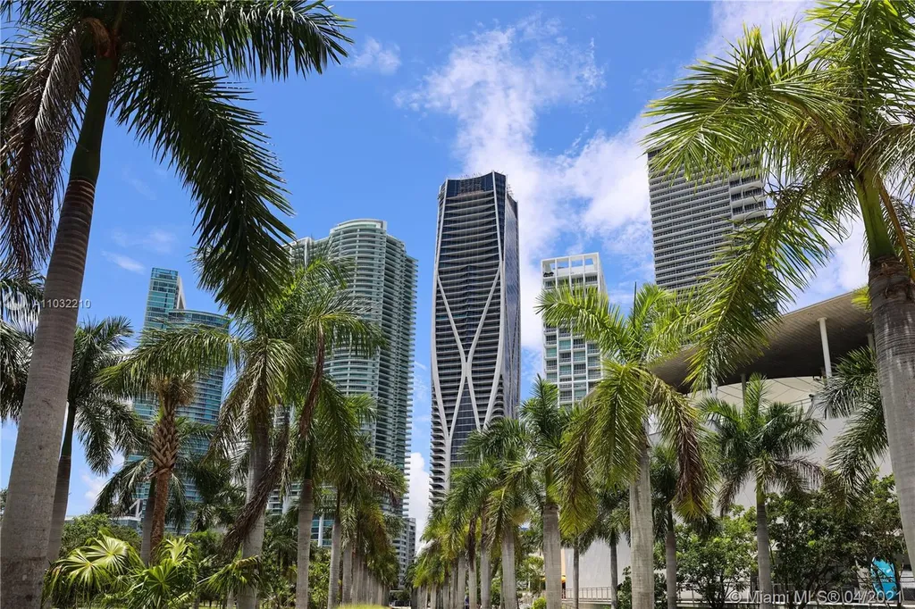 1000 Biscayne Boulevard Miami FL 33132