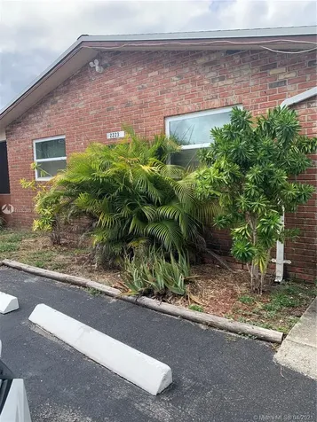 2225 Harding Street Hollywood FL 33020