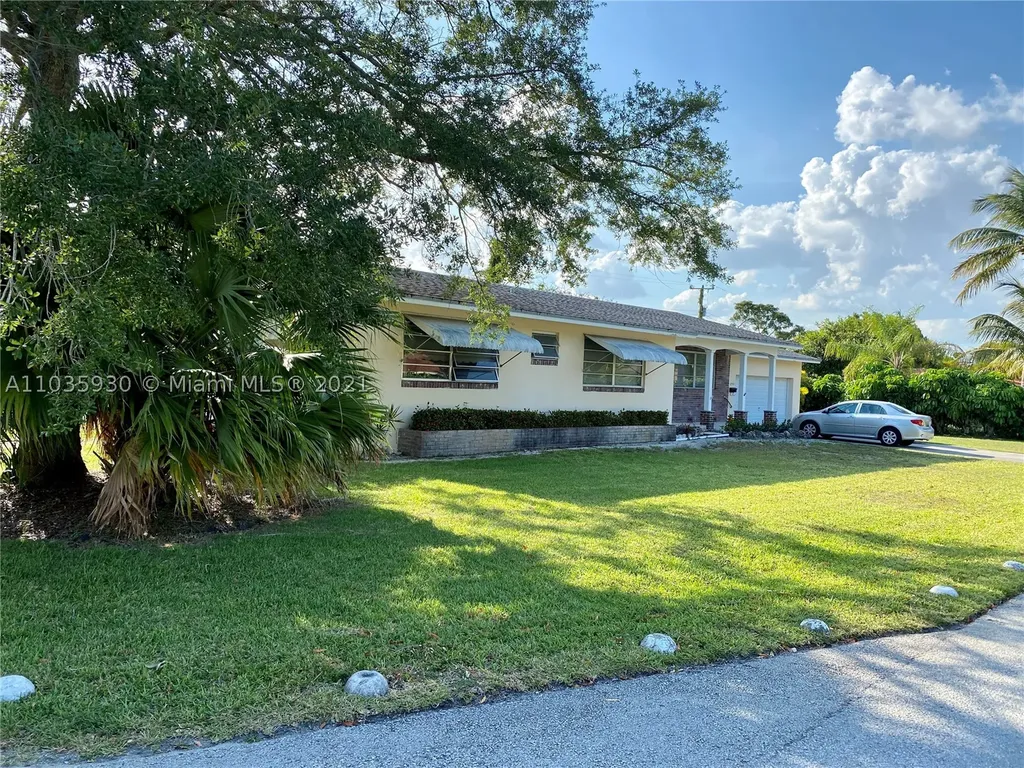 8950 SW 83rd Avenue Miami FL 33156