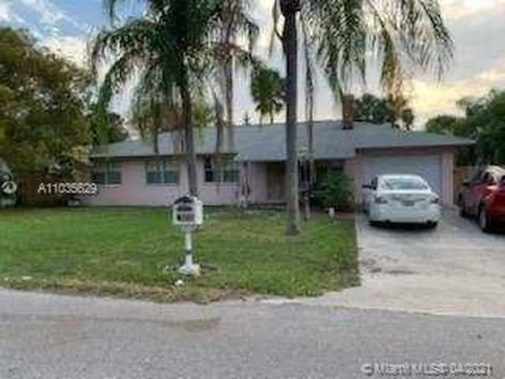 704 N Hepburn Avenue Jupiter FL 33458