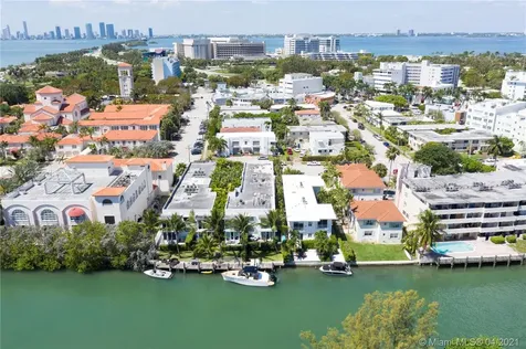 3917 N Meridian Avenue Miami Beach FL 33140