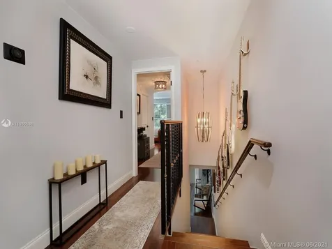 614 Valencia Avenue Coral Gables FL 33134