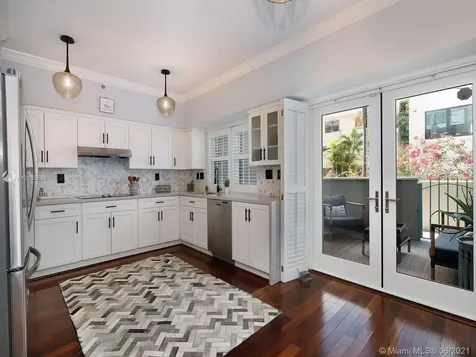 614 Valencia Avenue Coral Gables FL 33134