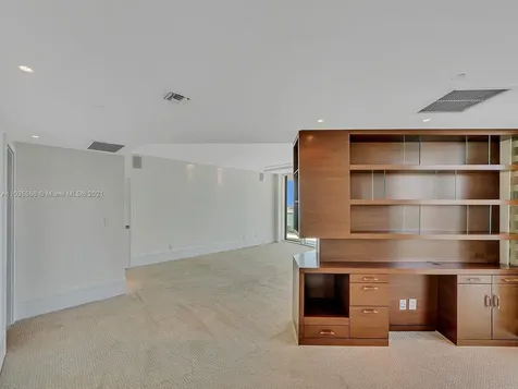 1643 Brickell Avenue Miami FL 33129
