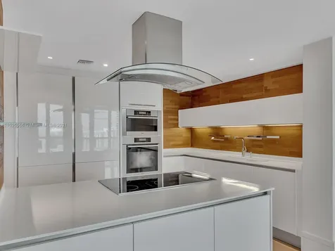 1643 Brickell Avenue Miami FL 33129