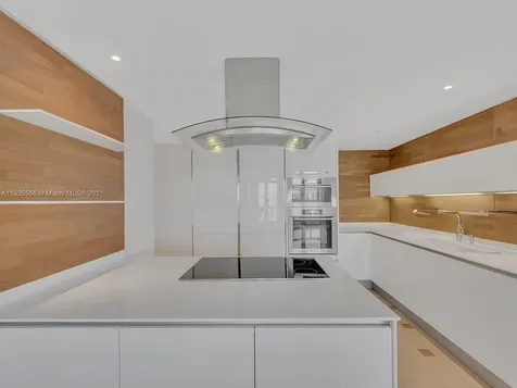 1643 Brickell Avenue Miami FL 33129