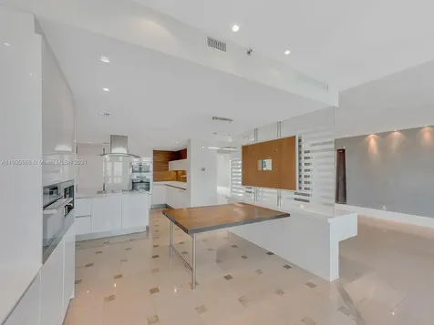 1643 Brickell Avenue Miami FL 33129