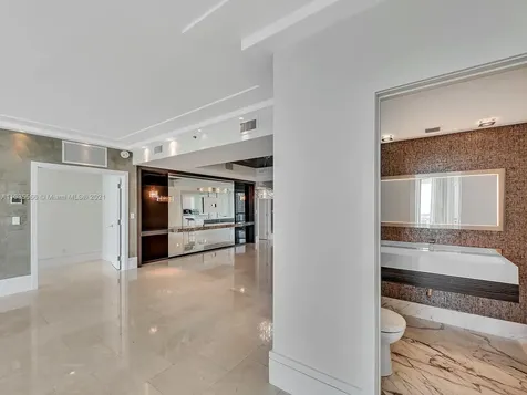 1643 Brickell Avenue Miami FL 33129