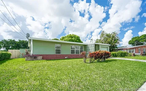 5712 NW 22nd Street Margate FL 33063