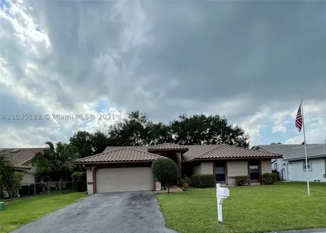 2336 NW 97th Lane Coral Springs FL 33065