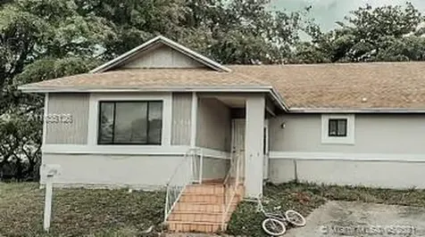 13546 SW 286th Terrace Homestead FL 33033