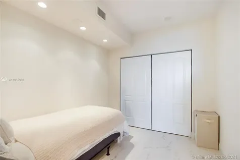 781 Crandon Boulevard Key Biscayne FL 33149