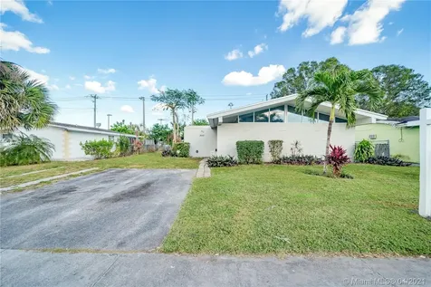 3650 NW 44th Avenue Lauderdale Lakes FL 33319