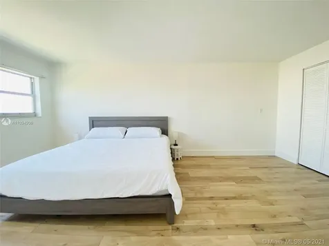 1881 Washington Avenue Miami Beach FL 33139