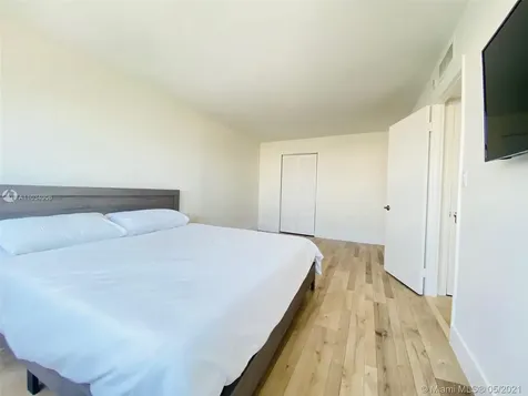 1881 Washington Avenue Miami Beach FL 33139