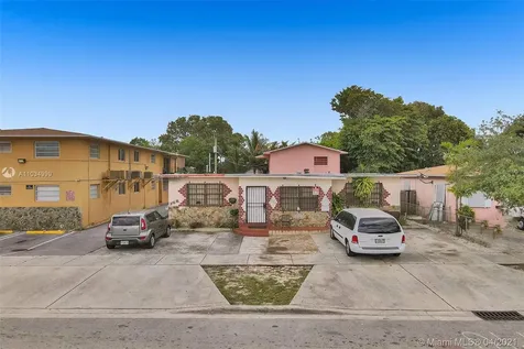 366 E 16th Street Hialeah FL 33010