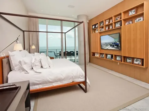 2675 S Bayshore Drive Miami FL 33133