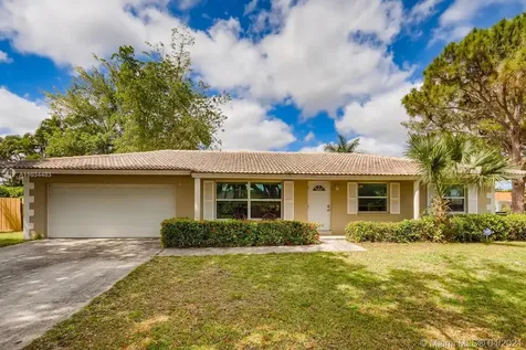 2579 NW 32nd Street Boca Raton FL 33434