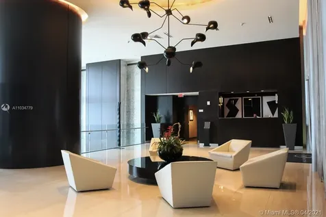 900 Biscayne Boulevard Miami FL 33132