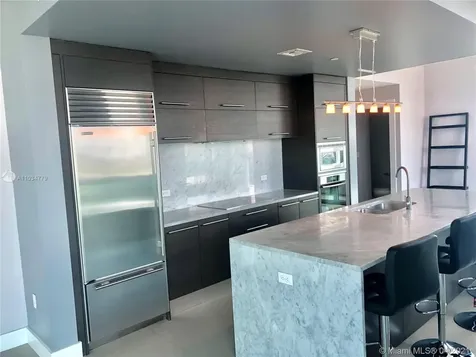 900 Biscayne Boulevard Miami FL 33132