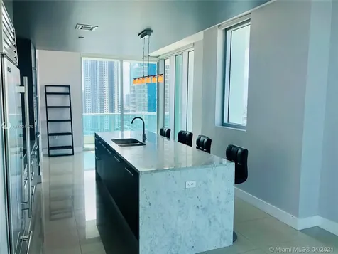 900 Biscayne Boulevard Miami FL 33132
