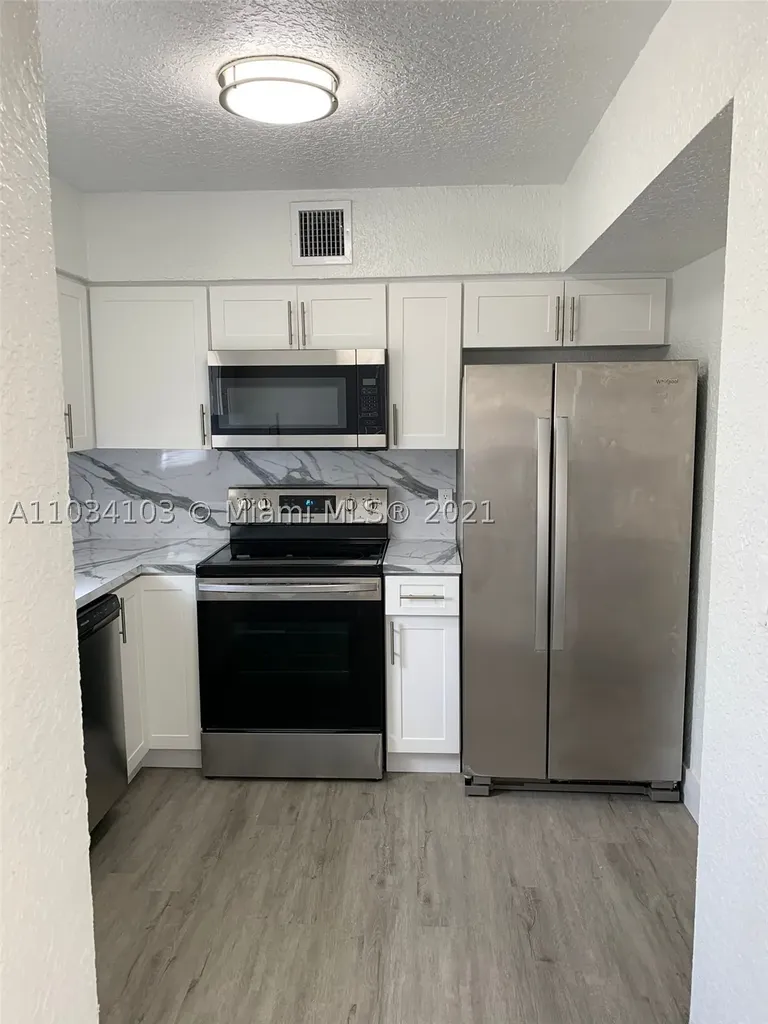 6121 Jackson Street Hollywood FL 33023