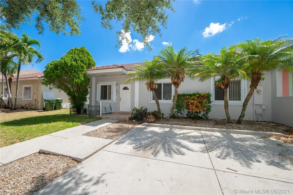 925 NE 13th Avenue Homestead FL 33033