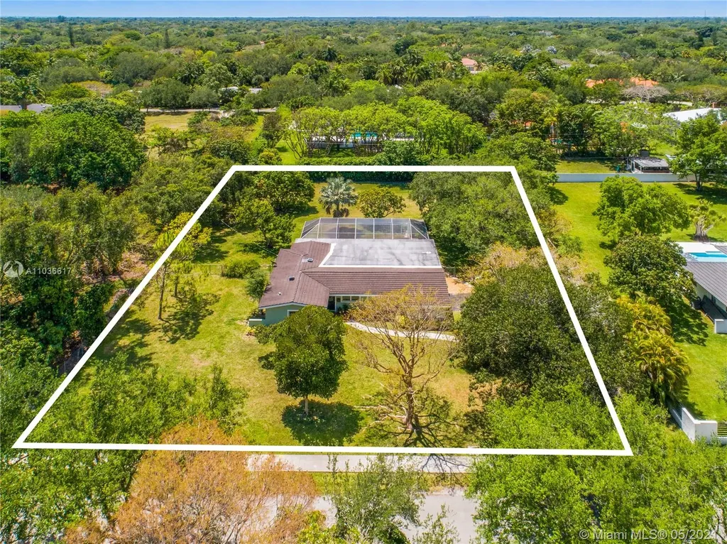 7790 SW 117th Street Pinecrest FL 33156