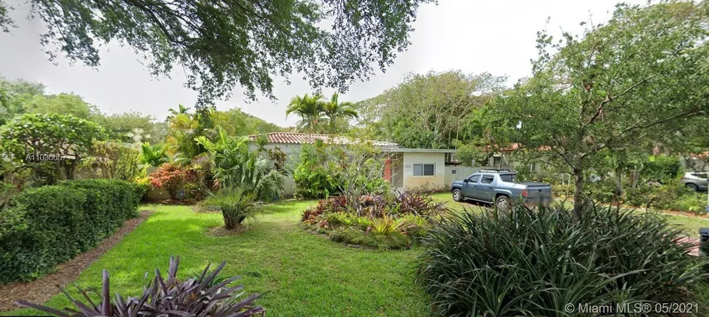 1040 NE 122nd Street North Miami FL 33161