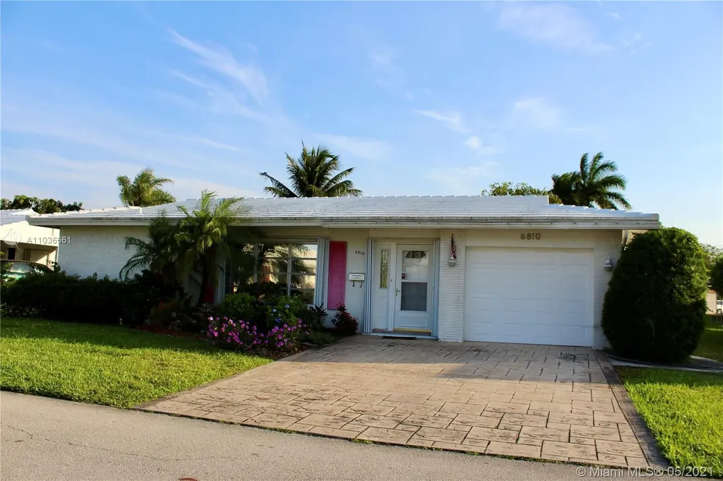 6810 NW 70th Street Tamarac FL 33321
