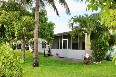 6810 NW 70th Street Tamarac FL 33321