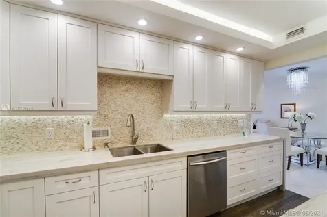 10185 Collins Avenue Bal Harbour FL 33154