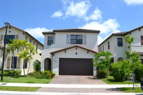3525 W 97th Street Hialeah FL 33018