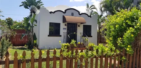 1632 Madison Street Hollywood FL 33020