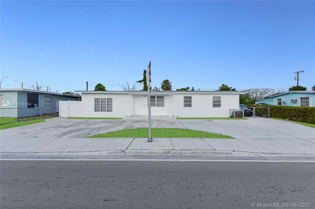 4011 SW 112th Avenue Miami FL 33165