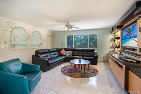 18655 NE 21st Avenue North Miami Beach FL 33179