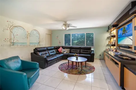 18655 NE 21st Avenue North Miami Beach FL 33179