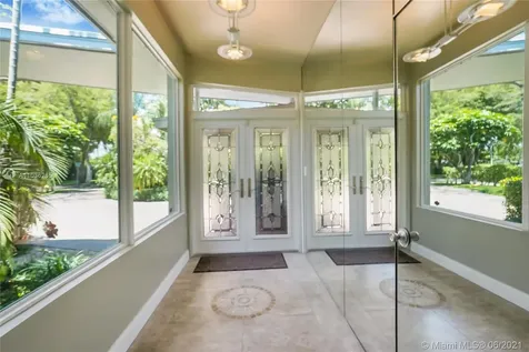 18655 NE 21st Avenue North Miami Beach FL 33179