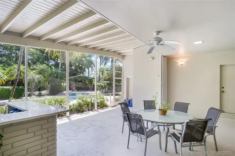18655 NE 21st Avenue North Miami Beach FL 33179