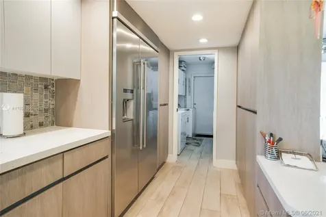 18655 NE 21st Avenue North Miami Beach FL 33179