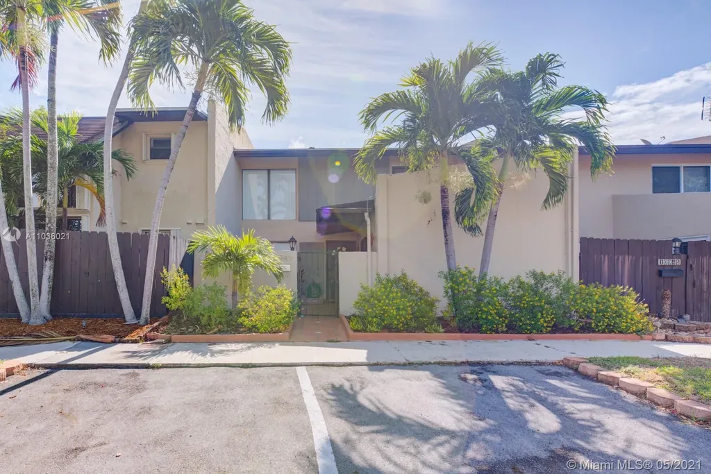 10949 SW 70th Terrace Miami FL 33173