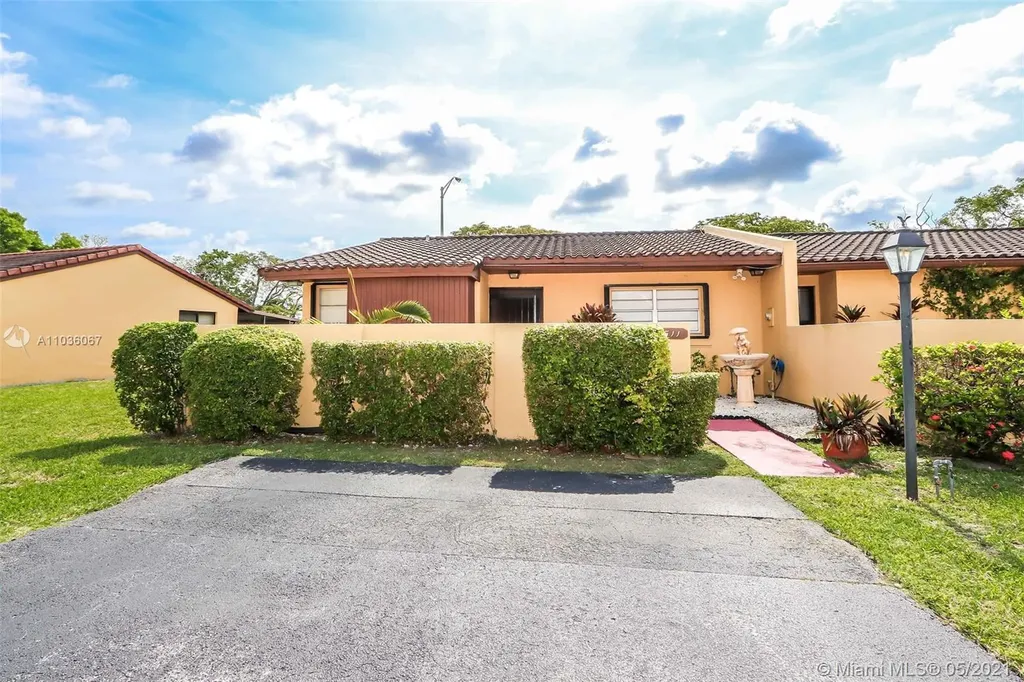 8511 SW 147th Court Miami FL 33193