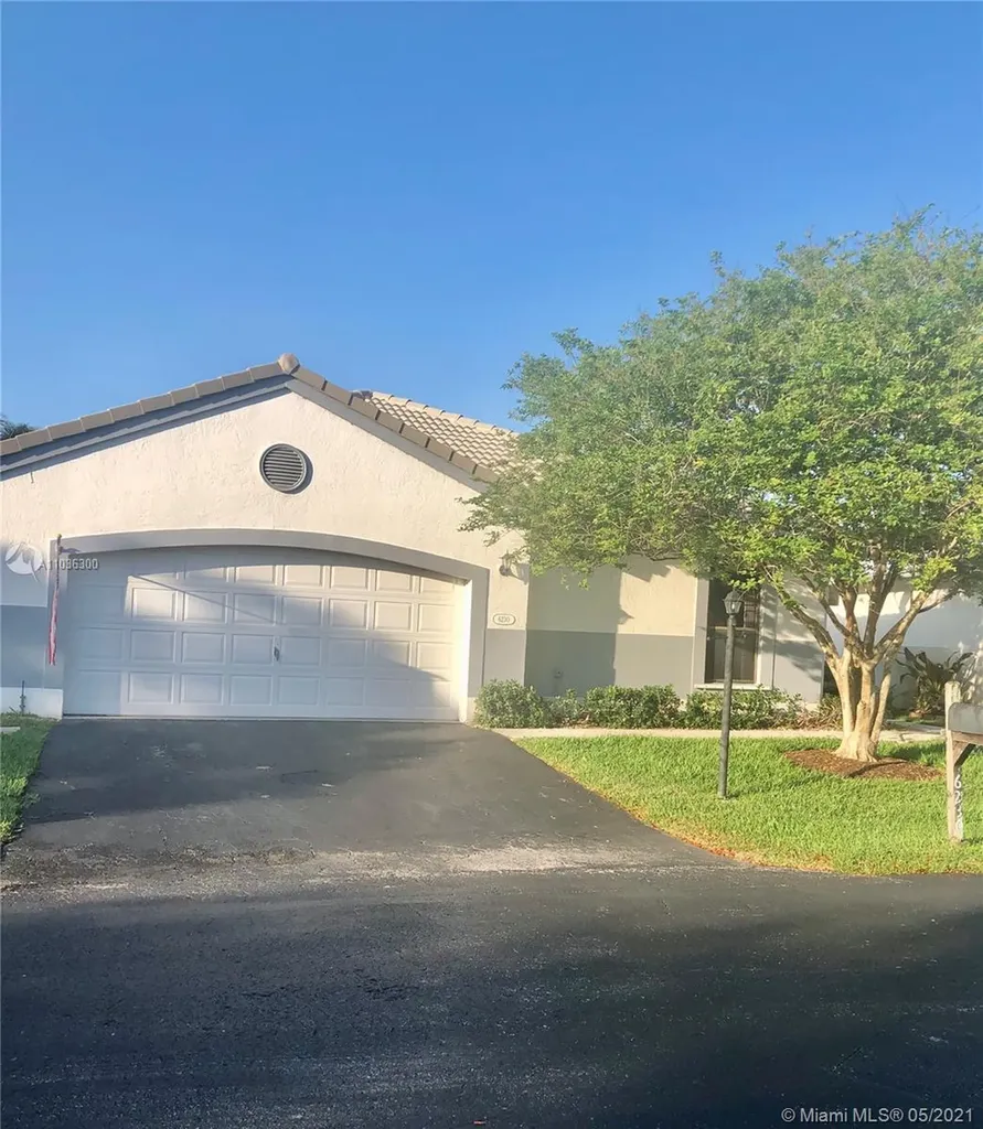 6230 Portsmouth Lane Davie FL 33331