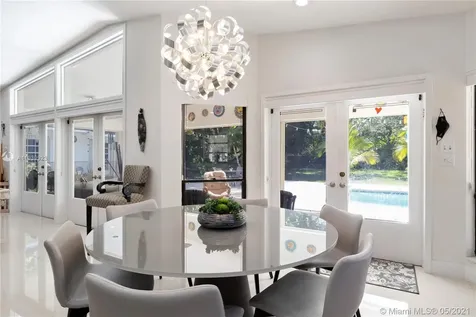 11700 SW 60th Avenue Pinecrest FL 33156