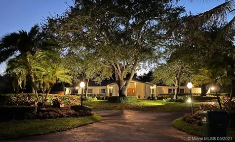 11700 SW 60th Avenue Pinecrest FL 33156