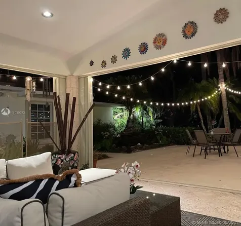 11700 SW 60th Avenue Pinecrest FL 33156