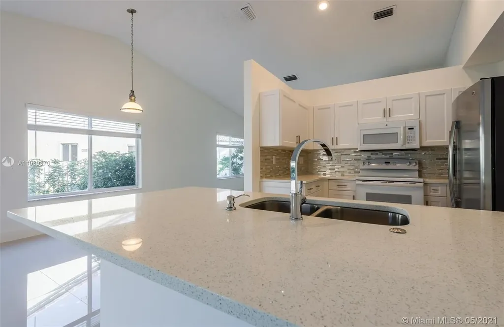 4295 Greenbriar Lane Weston FL 33331