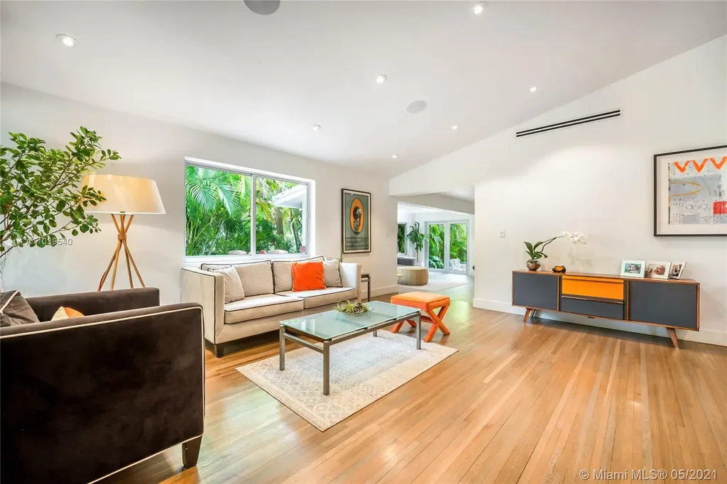 6618 San Vicente Street Coral Gables FL 33146