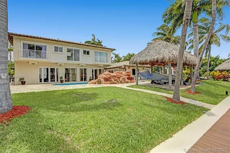649 Hibiscus Drive Hallandale Beach FL 33009